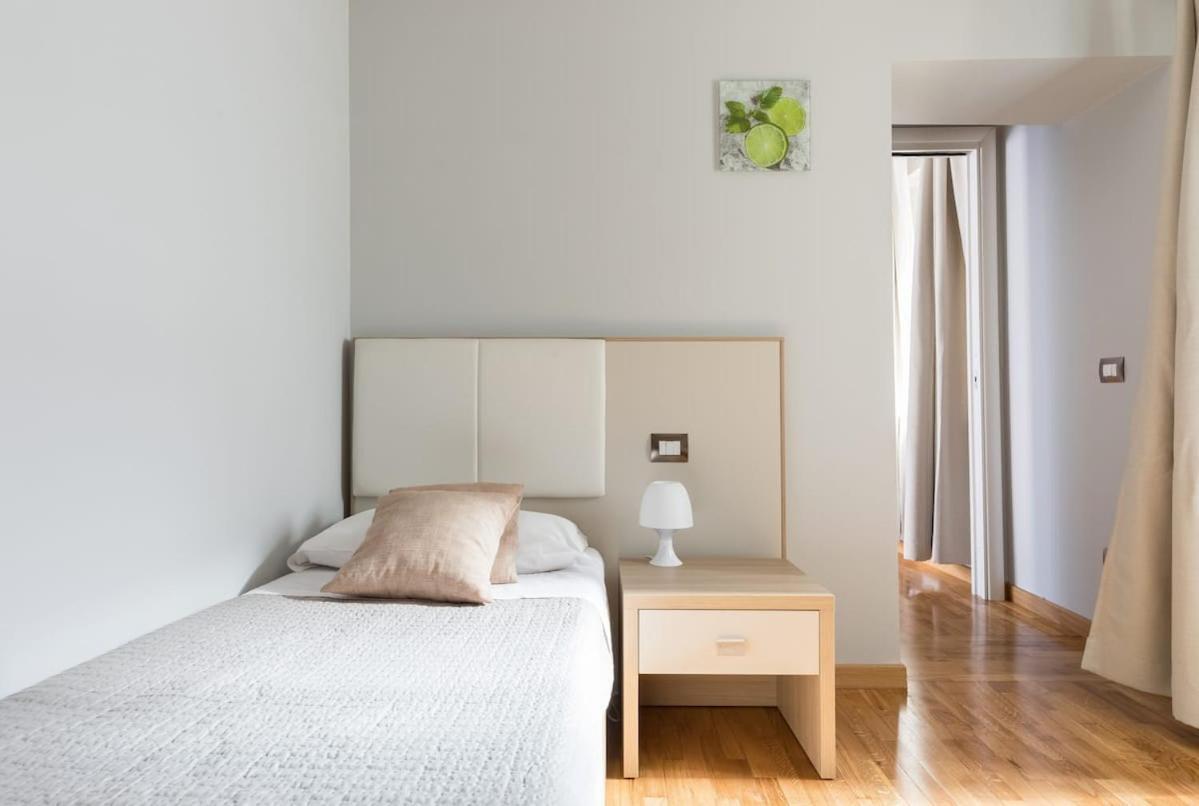 Spanish Steps House Vittoria Рим Екстериор снимка