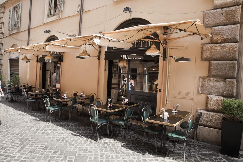 Spanish Steps House Vittoria Рим Стая снимка